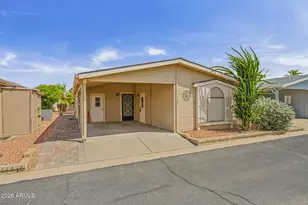 1968 E Torrey Pines Ln, Chandler, AZ 85249 - Photo 1