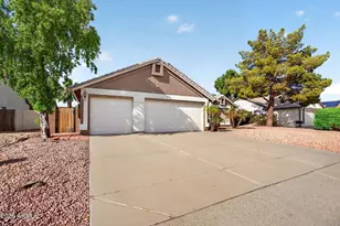 7834 W Hearn Rd, Peoria, AZ 85381 - Photo 3