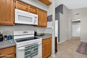 7834 W Hearn Rd, Peoria, AZ 85381 - Photo 17