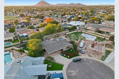 8526 E Whitton Avenue, Scottsdale, AZ 85251 - Photo 3