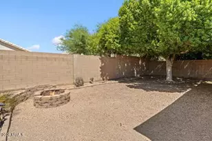 2120 E Donald Dr, Phoenix, AZ 85024 - Photo 23