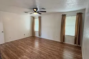 3034 N 34th Pl, Phoenix, AZ 85018 - Photo 13