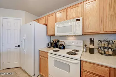 29293 N Yellow Bee Drive, San Tan Valley, AZ 85143 - Photo 9