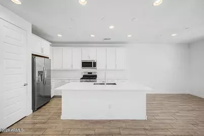 670 S Owl Drive, Gilbert, AZ 85296 - Photo 5