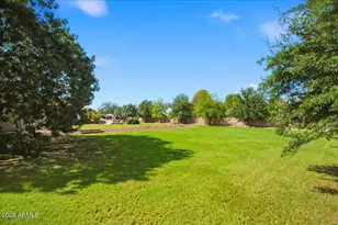 176 S Equestrian Ct, Gilbert, AZ 85296 - Photo 63
