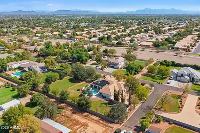 176 S Equestrian Court, Gilbert, AZ 85296 - Photo 73