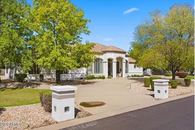 176 S Equestrian Court, Gilbert, AZ 85296 - Photo 5
