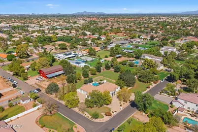 176 S Equestrian Court, Gilbert, AZ 85296 - Photo 3