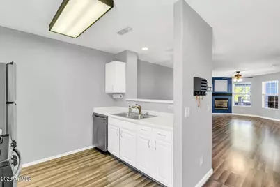 1505 N Center Street #215, Mesa, AZ 85201 - Photo 5