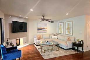 3536 E Hazelwood St, Phoenix, AZ 85018 - Photo 7