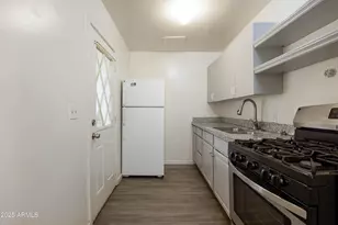 3311 E Cambridge Ave, Phoenix, AZ 85008 - Photo 35