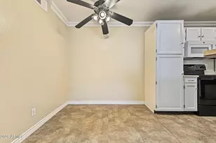 623 W Guadalupe Rd, Mesa, AZ 85210 - Photo 7