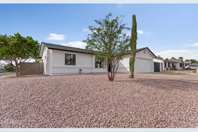 7402 E Halifax Circle, Mesa, AZ 85207 - Photo 3