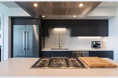 200 W Portland Street #624, Phoenix, AZ 85003 - Photo 19