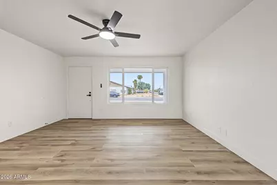 7034 W Palo Verde Avenue, Peoria, AZ 85345 - Photo 5