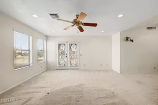 3922 E Goldfinch Gate Ln, Phoenix, AZ 85044 - Photo 23