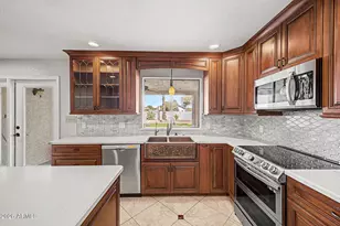 3922 E Goldfinch Gate Ln, Phoenix, AZ 85044 - Photo 19