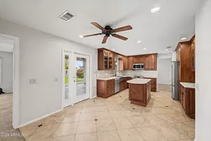 3922 E Goldfinch Gate Ln, Phoenix, AZ 85044 - Photo 17