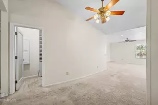 3922 E Goldfinch Gate Ln, Phoenix, AZ 85044 - Photo 31