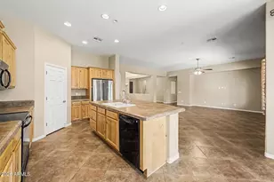 6587 S Martingale Rd, Gilbert, AZ 85298 - Photo 15