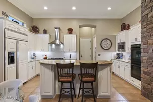 42010 N Harbour Town Ct, Anthem, AZ 85086 - Photo 17