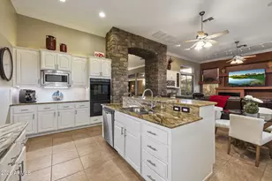 42010 N Harbour Town Ct, Anthem, AZ 85086 - Photo 19