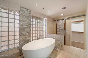6235 E Paradise Ln, Scottsdale, AZ 85254 - Photo 21