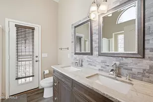 702 E Kyle Dr, Gilbert, AZ 85296 - Photo 17