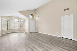 702 E Kyle Dr, Gilbert, AZ 85296 - Photo 5