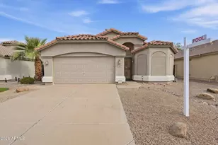 702 E Kyle Dr, Gilbert, AZ 85296 - Photo 1