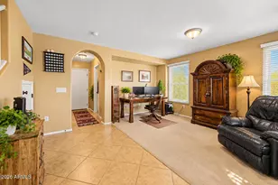 3671 E Leslie Dr, Gilbert, AZ 85296 - Photo 5
