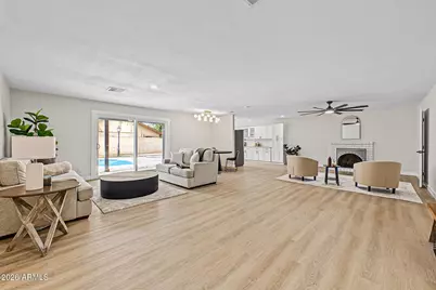14216 N 39th Drive, Phoenix, AZ 85053 - Photo 11