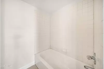 8302 N 21st Drive #L201, Phoenix, AZ 85021 - Photo 29
