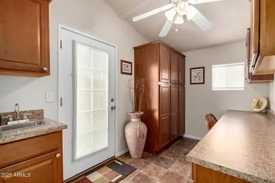 3301 S Goldfield Road #2076, Apache Junction, AZ 85119 - Photo 25