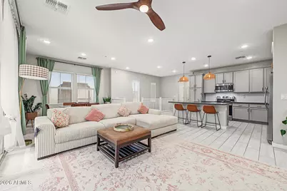 155 N Lakeview Boulevard #227, Chandler, AZ 85225 - Photo 5