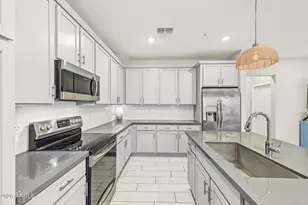 155 N Lakeview Blvd, Chandler, AZ 85225 - Photo 17
