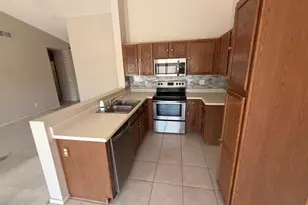 6877 S Oakmont Dr, Chandler, AZ 85249 - Photo 3