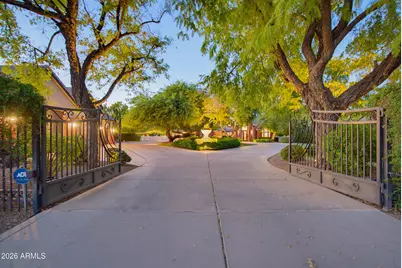 7060 W Surrey Avenue, Peoria, AZ 85381 - Photo 3
