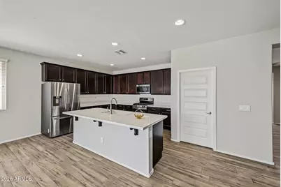 2722 E Cherry Hill Drive, Gilbert, AZ 85298 - Photo 3
