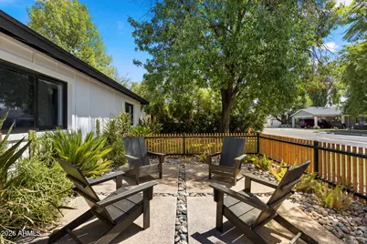 3832 E Fairmount Avenue, Phoenix, AZ 85018 - Photo 7