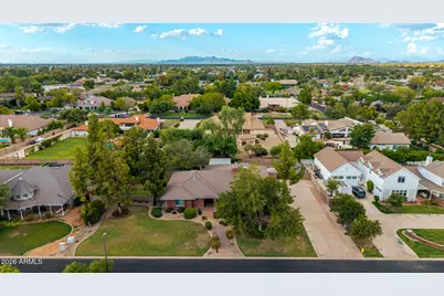 834 E San Angelo Avenue, Gilbert, AZ 85234 - Photo 47