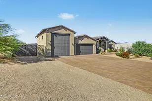 618 E Tumbleweed Dr, Phoenix, AZ 85085 - Photo 95