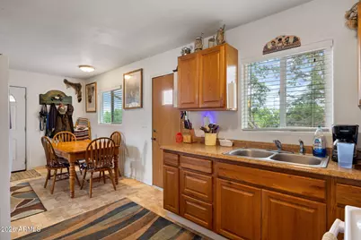 8446 Pinon Drive, Show Low, AZ 85901 - Photo 9