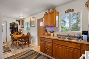 8446 Pinon Dr, Show Low, AZ 85901 - Photo 9