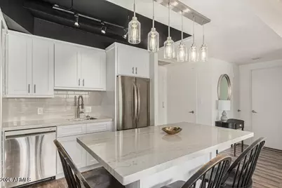 4750 N Central Avenue #11G, Phoenix, AZ 85012 - Photo 13
