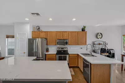 814 S 124th Avenue, Avondale, AZ 85323 - Photo 3