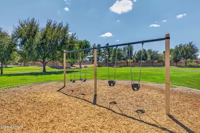 814 S 124th Avenue, Avondale, AZ 85323 - Photo 47