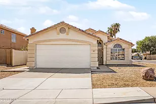881 E Orchid Ln, Chandler, AZ 85225 - Photo 1