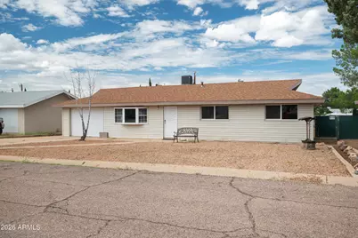 27 W James Place, Sierra Vista, AZ 85635 - Photo 1