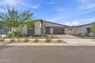 813 E Corral Rd, Phoenix, AZ 85042 - Photo 1